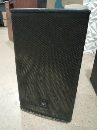 Pareja Altavoces Electro-Voice ELX 112P