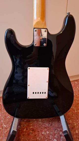 Guitarra Legend by Aria LST-05 1996 Stratocaster