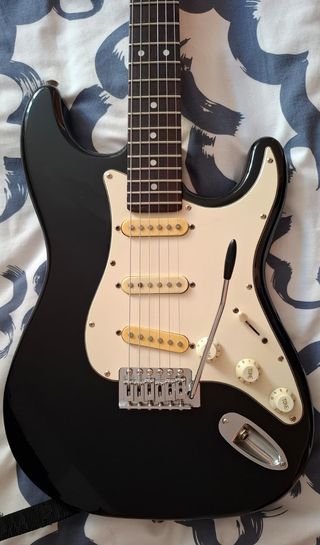 Guitarra Legend by Aria LST-05 1996 Stratocaster