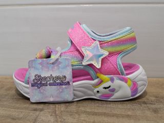 Sandalias rosa con luz Skechers para niña talla 23