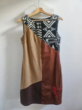 Vestido estampado étnico y pana