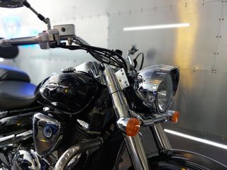 SUZUKI INTRUDER C800 - 2016