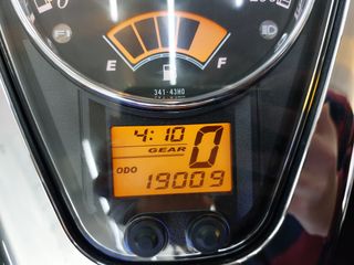 SUZUKI INTRUDER C800 - 2016