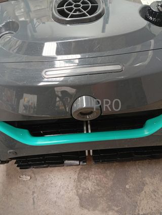 Robot limpiafondos - C2 - WYBOT