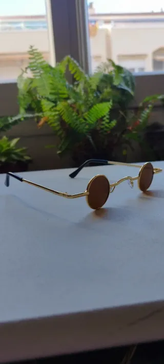 Gafas redondas vintage doradas
