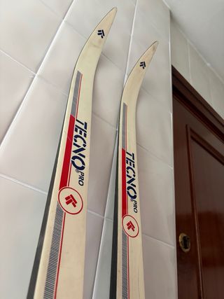 Esquís de fondo Tecno Pro