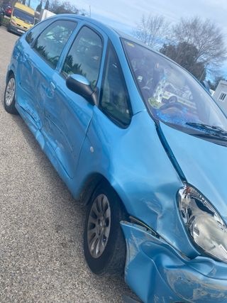Citroen Xsara Picasso (LEER BIEN)
