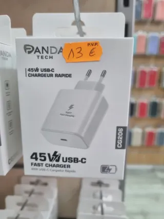 Es una tienda nueva, repara teléfonos, vende teléf