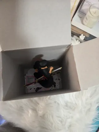 Figura Roronoa Zoro One Piece.