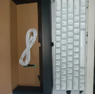 Teclado Mecánico 61% Blanco SOLO ENVIOS