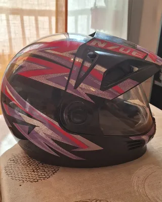Casco de moto integral con diseño