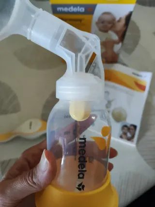 Sacaleches Medela Harmony + 3 botellas