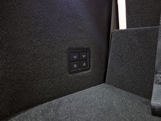 Ebro S900 PHEV 1.5 TGDI 3DHT 4X4 Luxury