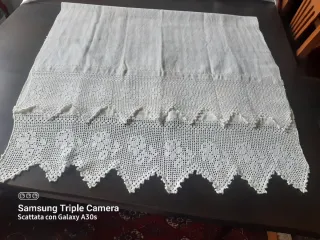Asciugamano Lino con pizzo fatto a mano