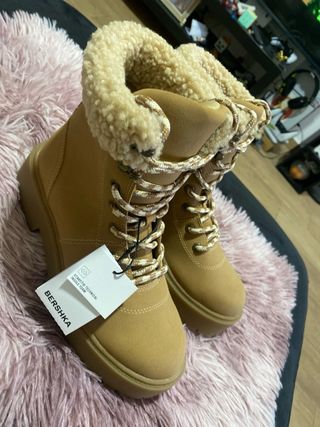 Botines Beige/Marrón con Forro Peludo en 37 y 38