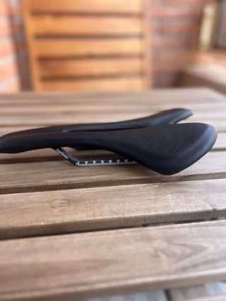 Sillín Elitaone Carbono 270x143mm