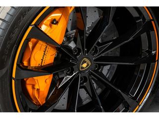 Lamborghini Urus 4.0 V8 S 490 kW (666 CV)