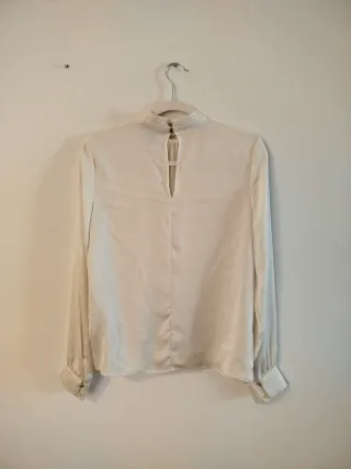 Camisa cuello mao crema