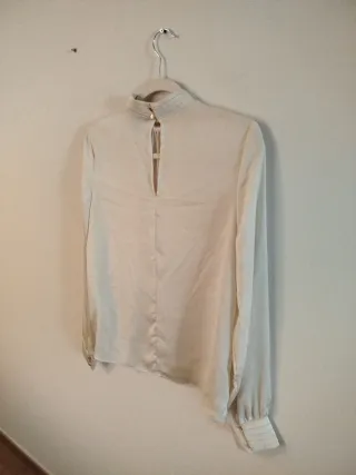Camisa cuello mao crema