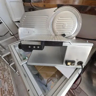 Cortadora de fiambre profesional