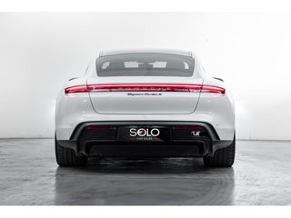 Porsche Taycan Turbo S 560 kW (761 CV)