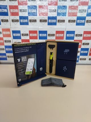 Afeitadora Eléctrica Philips OneBlade 360 QP4631/30