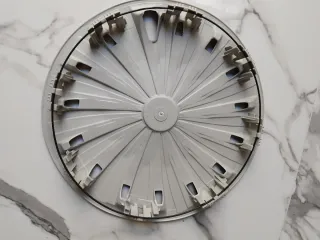 Tapacubo negros y plateado