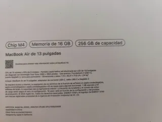 MacBook Air 13,6" M4 16GB