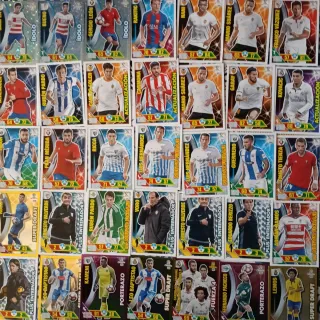 ADRENALYN XL 2016-17. LOTE de Cromos futbol.