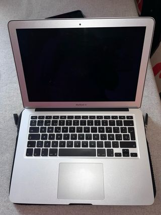 MacBook Air 2011 Plata