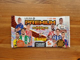 Sobre Premium SIN ABRIR. Liga 2025-26 Adrenalyn XL