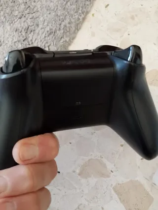 Mando Xbox y Cascos PS4 Trust