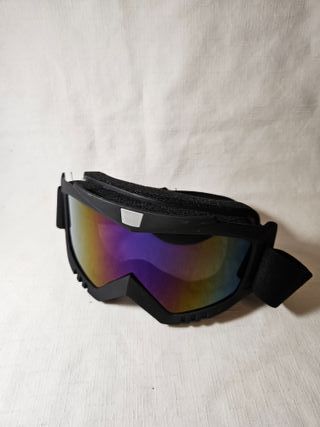 Gafas de esquí negras con lente multicolor