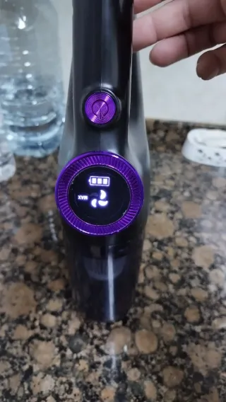 Aspiradora sin cable negra