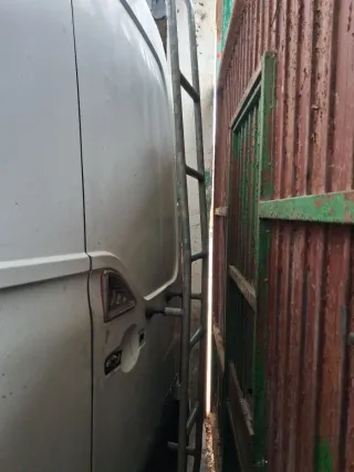 Baca y escalera Renault Master