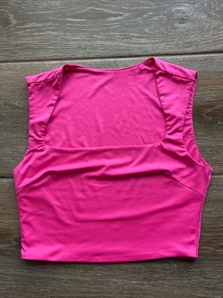 Top rosa escote cuadrado