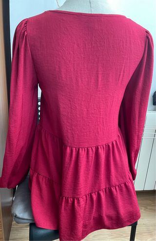 Blusa Burdeos con volantes