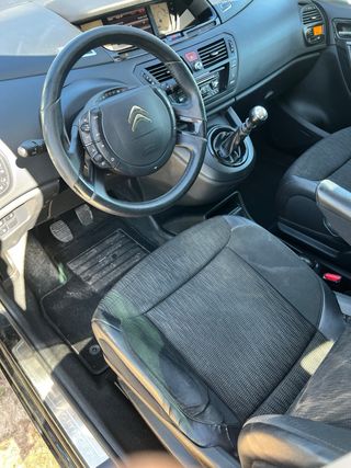 Citroen Grand C4 Picasso 2011