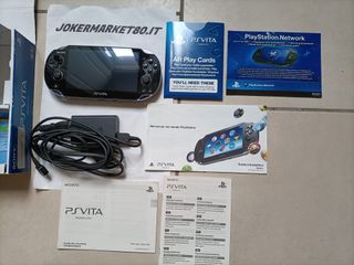 Sony PS Vita PCH-1004 Nera Completa di Scatola