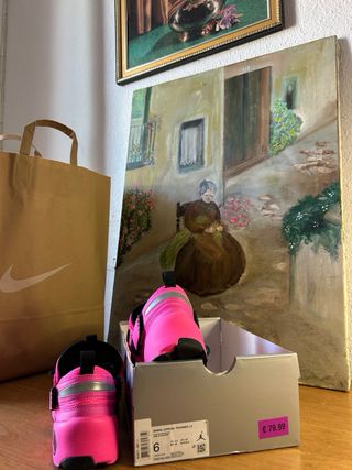 Jordan Runner LX Negro y Rosa - Nuevas