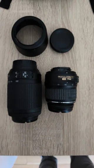 Nikon D3000 y Objetivos 18-55mm y 70-200mm