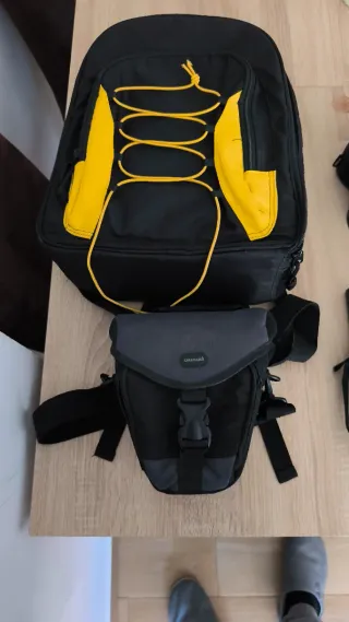 Nikon D3000 y Objetivos 18-55mm y 70-200mm