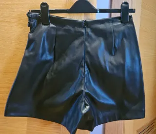 Falda pantalón polipiel negra Talla S
