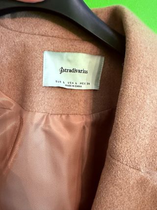 Abrigo paño Stradivarius beige talla L