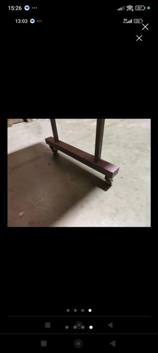 Mesa de trabajo con ruedas