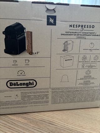 Cafetera Nespresso Inissia DeLonghi