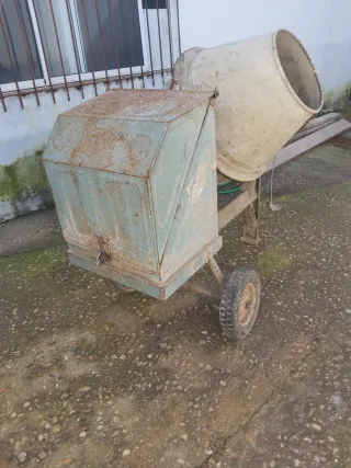 Hormigonera Umacon 160 L