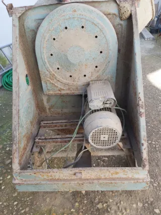 Hormigonera Umacon 160 L