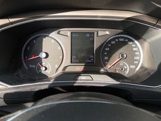 Volkswagen T-Roc Advance