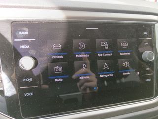 Volkswagen T-Roc Advance